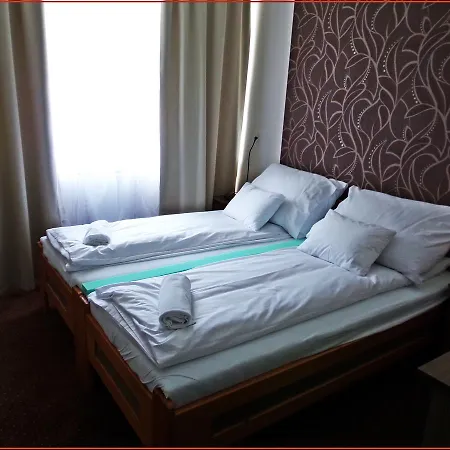 بيت ضيافة Baratok Panzio 3*