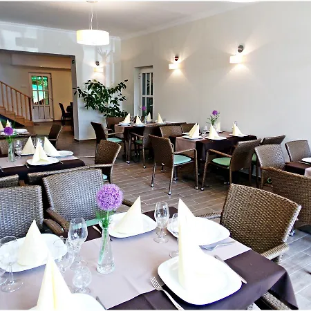 Guest house Baratok Panzio