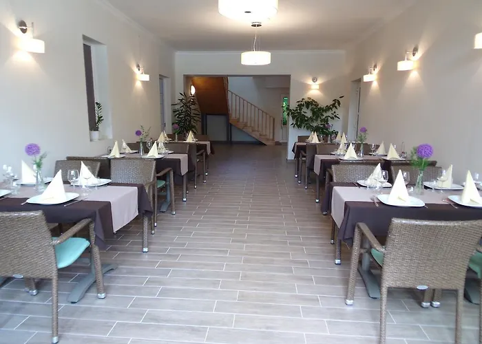 Gasthuis Baratok Panzio 3*